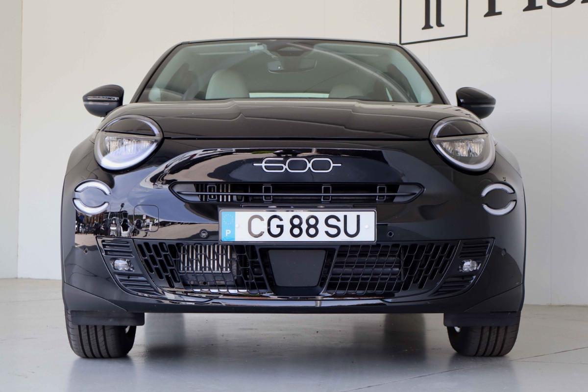 fiat-600-2026-gasolina-1199cc