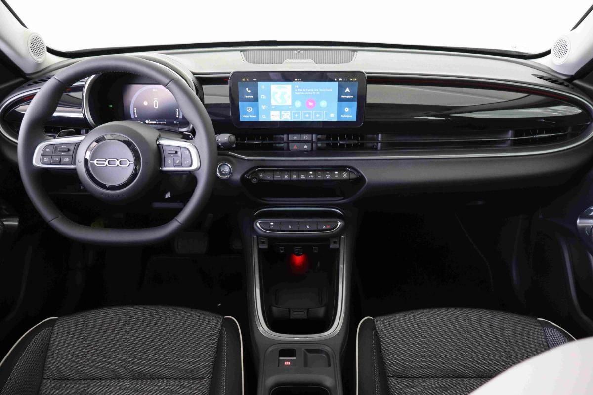 fiat-600-2026-gasolina-1199cc