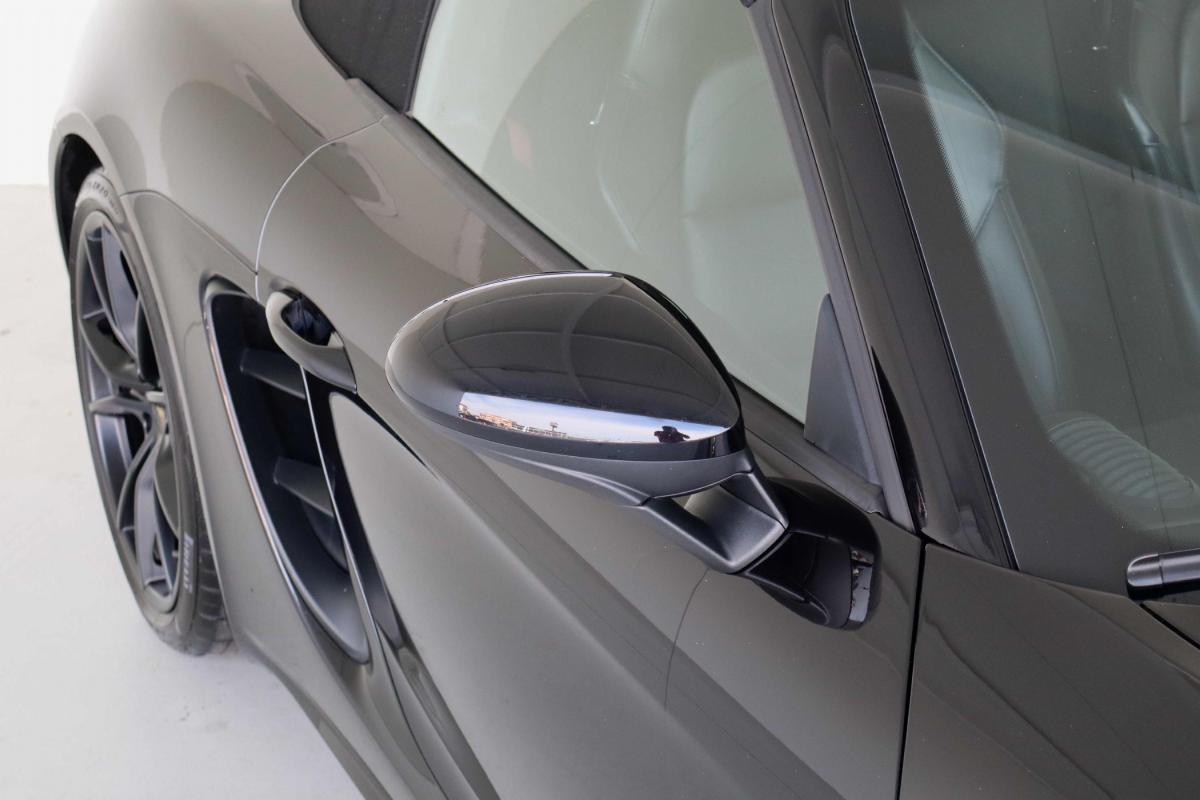 porsche-718-2019-gasolina-2497cc