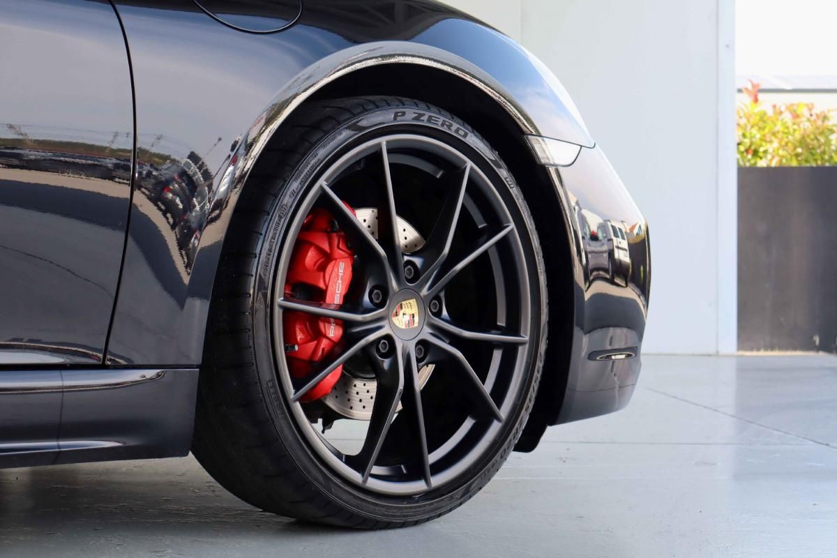porsche-718-2019-gasolina-2497cc