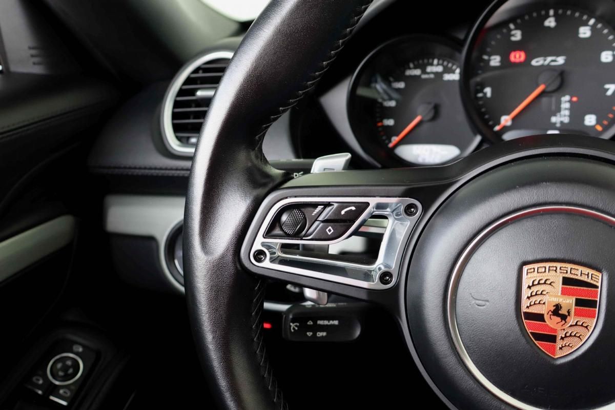porsche-718-2019-gasolina-2497cc