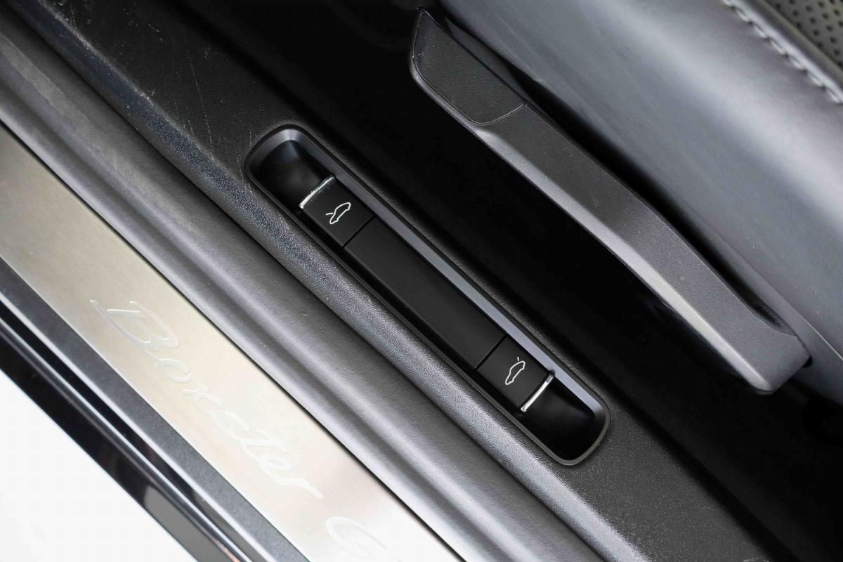 porsche-718-2019-gasolina-2497cc