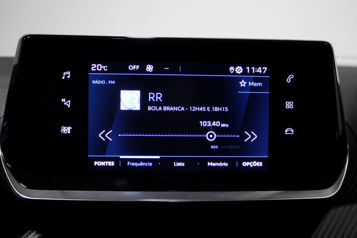 peugeot-2008-2023-diesel-1499cc