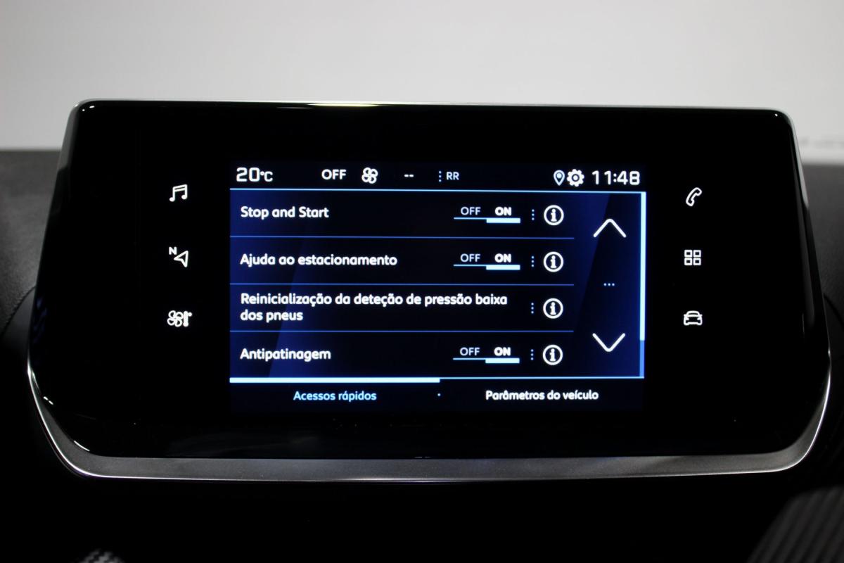 peugeot-2008-2023-diesel-1499cc