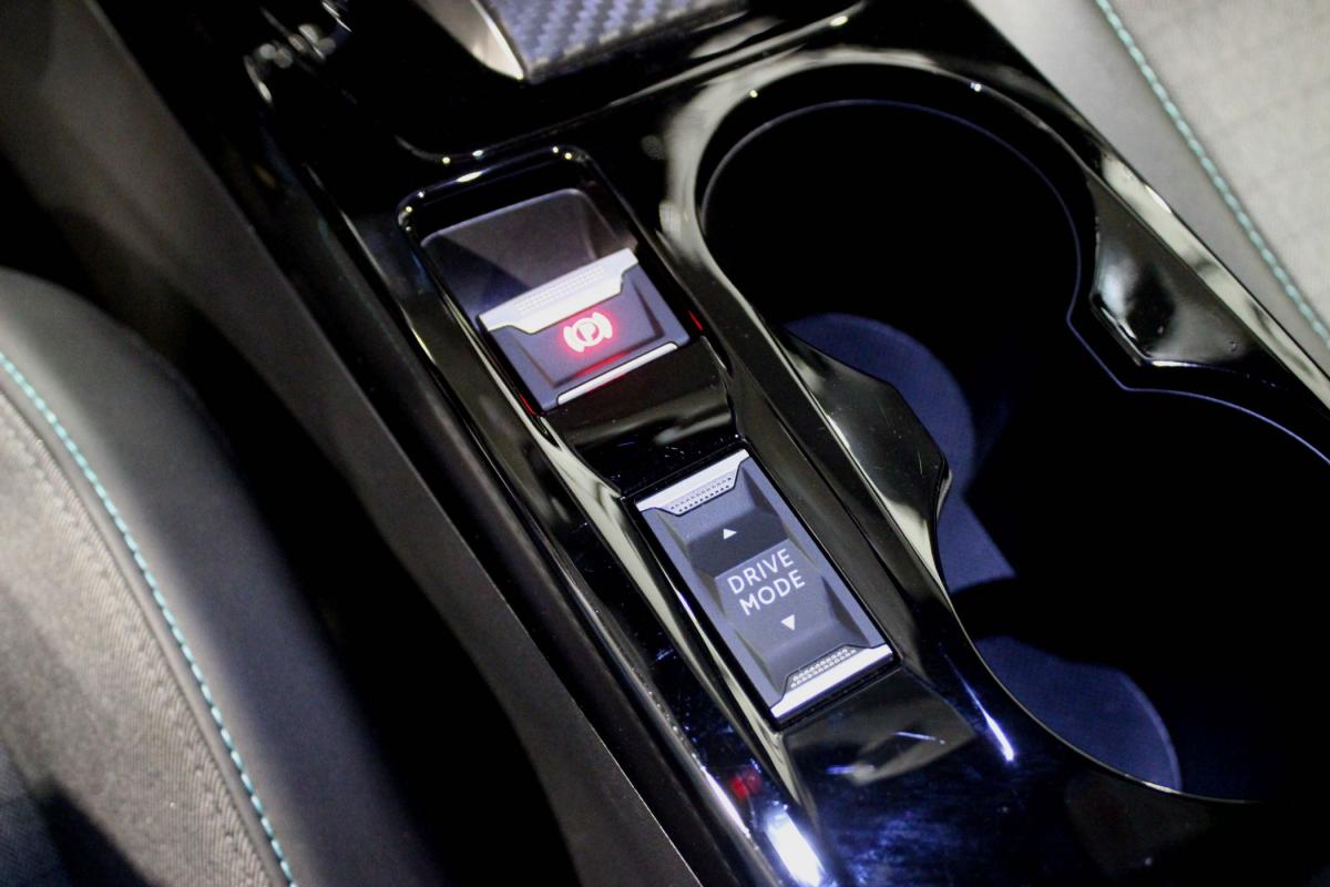 peugeot-2008-2023-diesel-1499cc