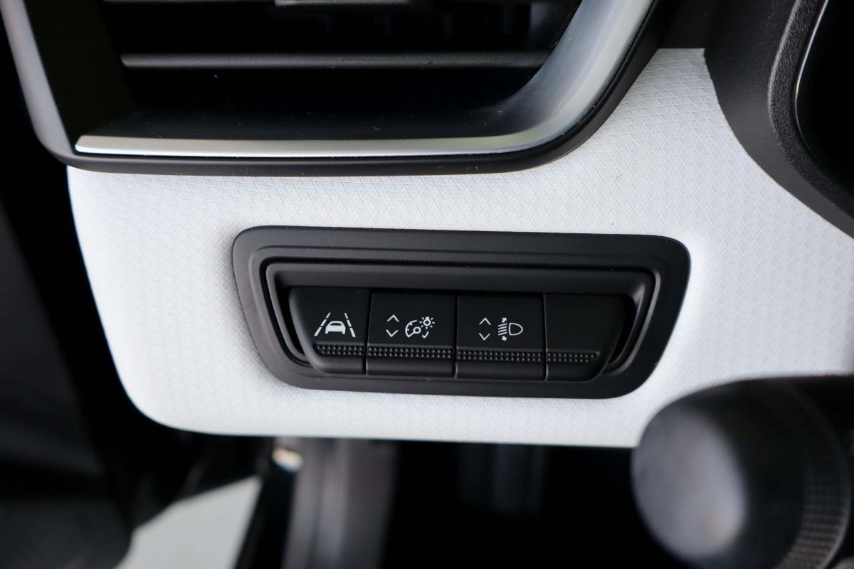 renault-clio-2023-gpl-999cc