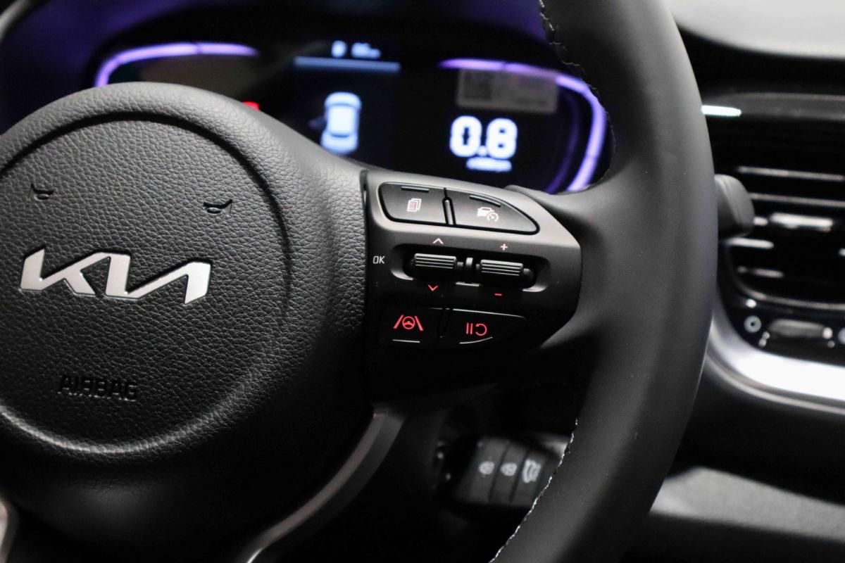 kia-stonic-2025-gasolina-998cc