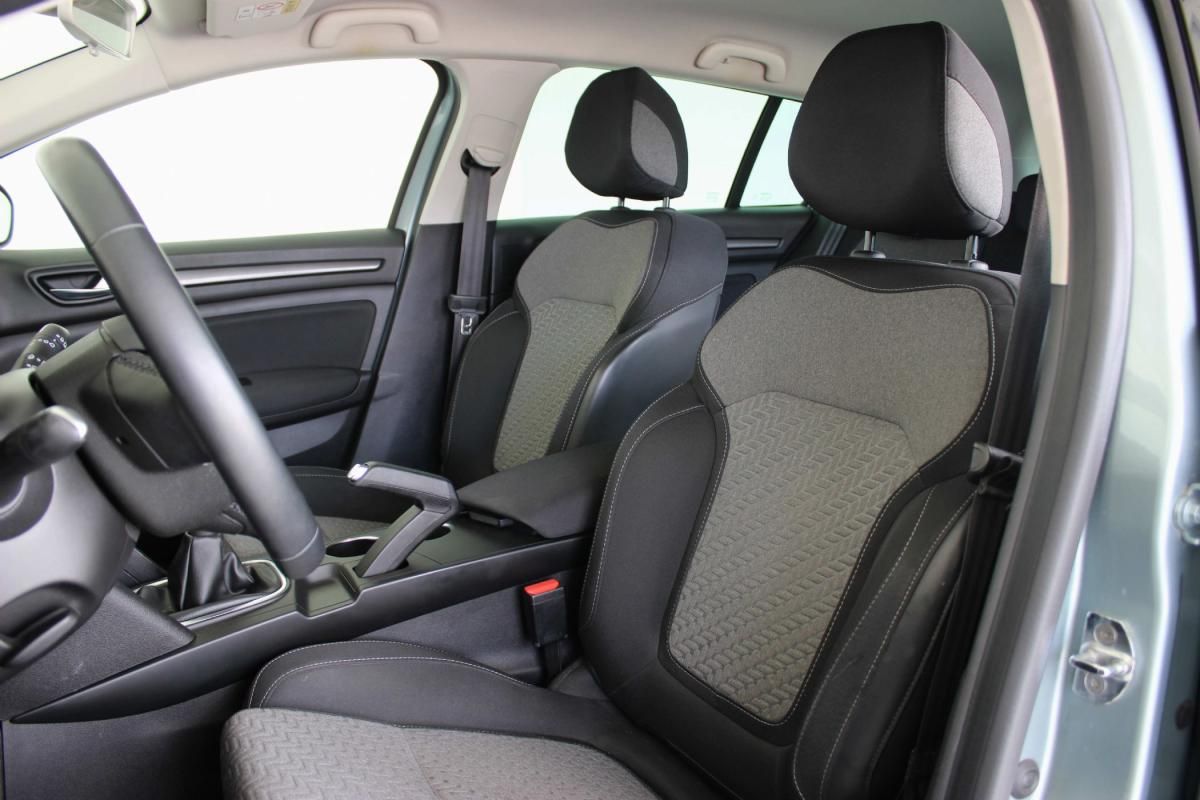 renault-megane-sport-tourer-2021-diesel-1461cc