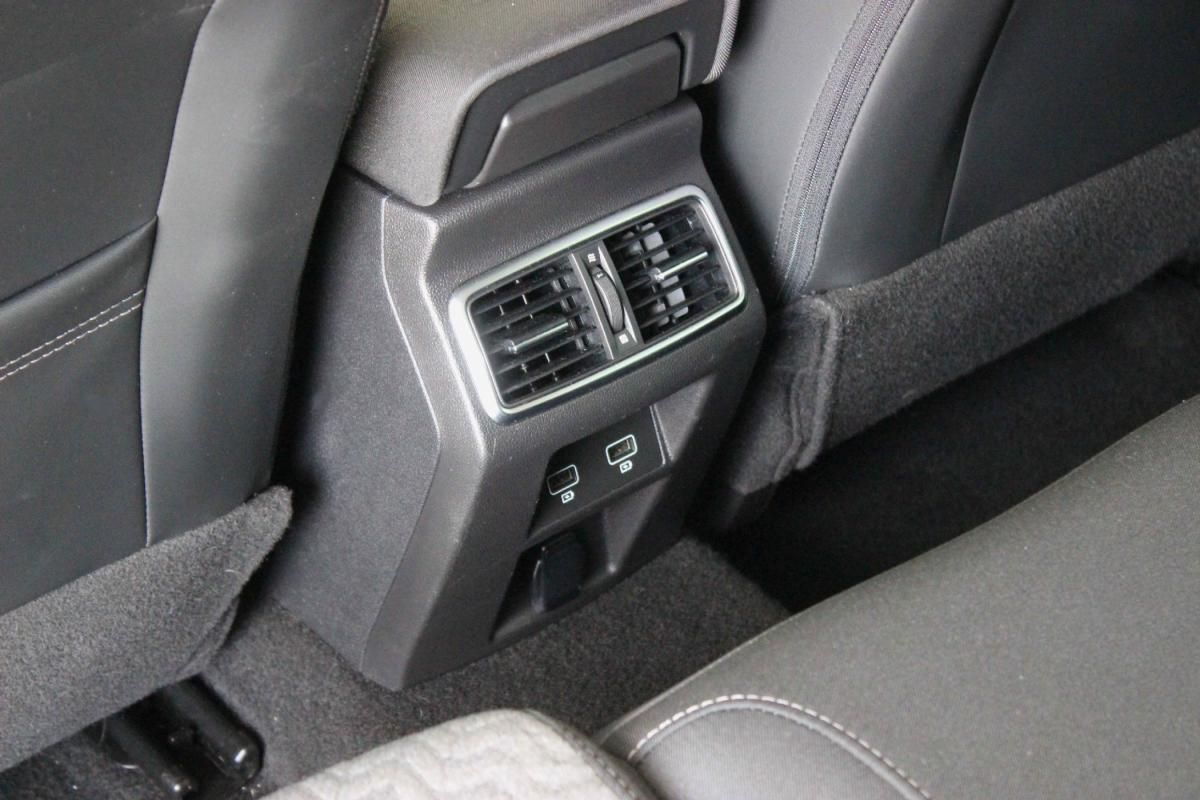 renault-megane-sport-tourer-2021-diesel-1461cc
