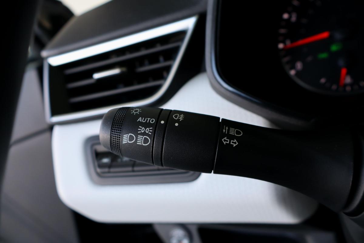 renault-clio-2023-gpl-999cc