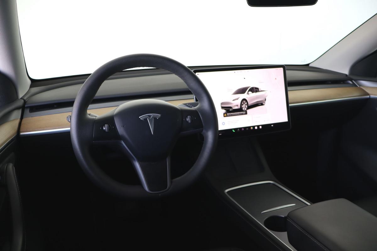 tesla-model-y-2022-eletrico-500cc