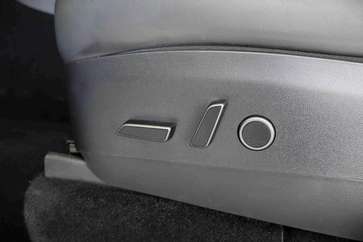 tesla-model-y-2022-eletrico-500cc