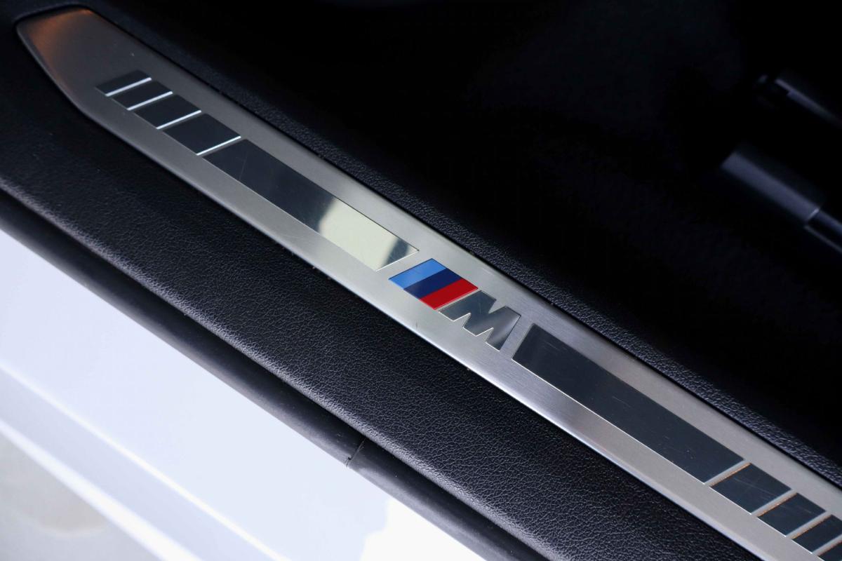 bmw-serie-1-2025-gasolina-1499cc