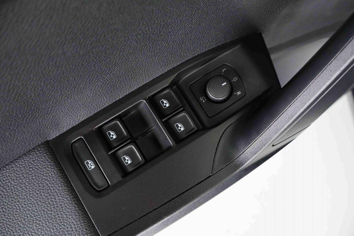 seat-ibiza-2025-gasolina-999cc