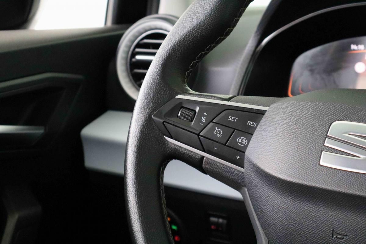 seat-ibiza-2025-gasolina-999cc