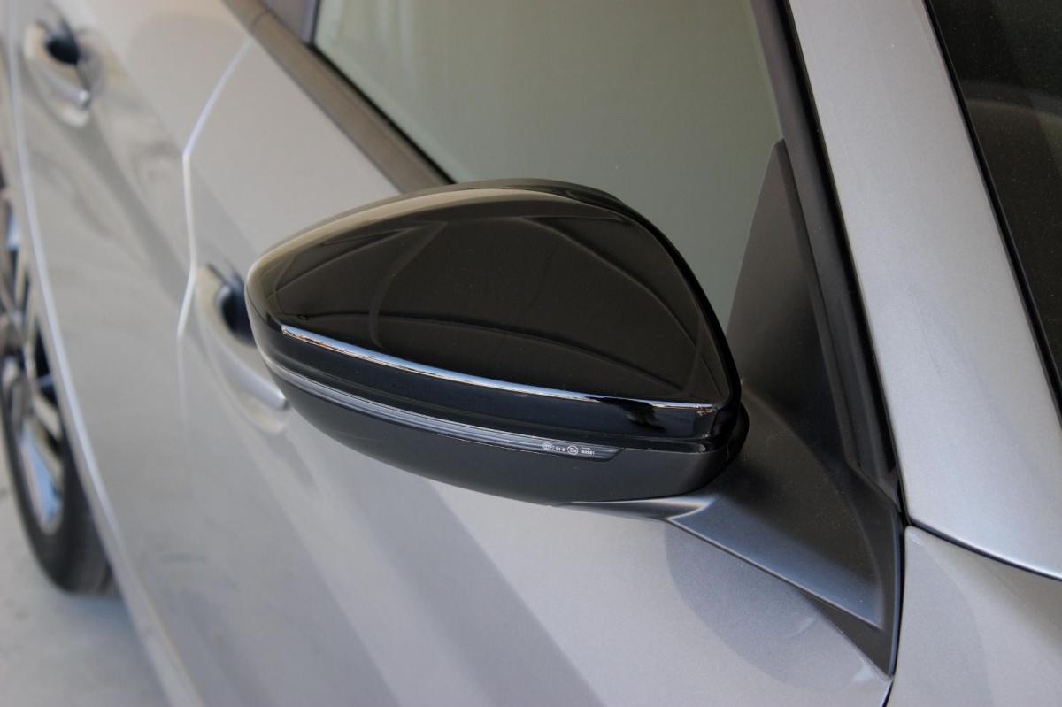 peugeot-208-2023-diesel-1499cc