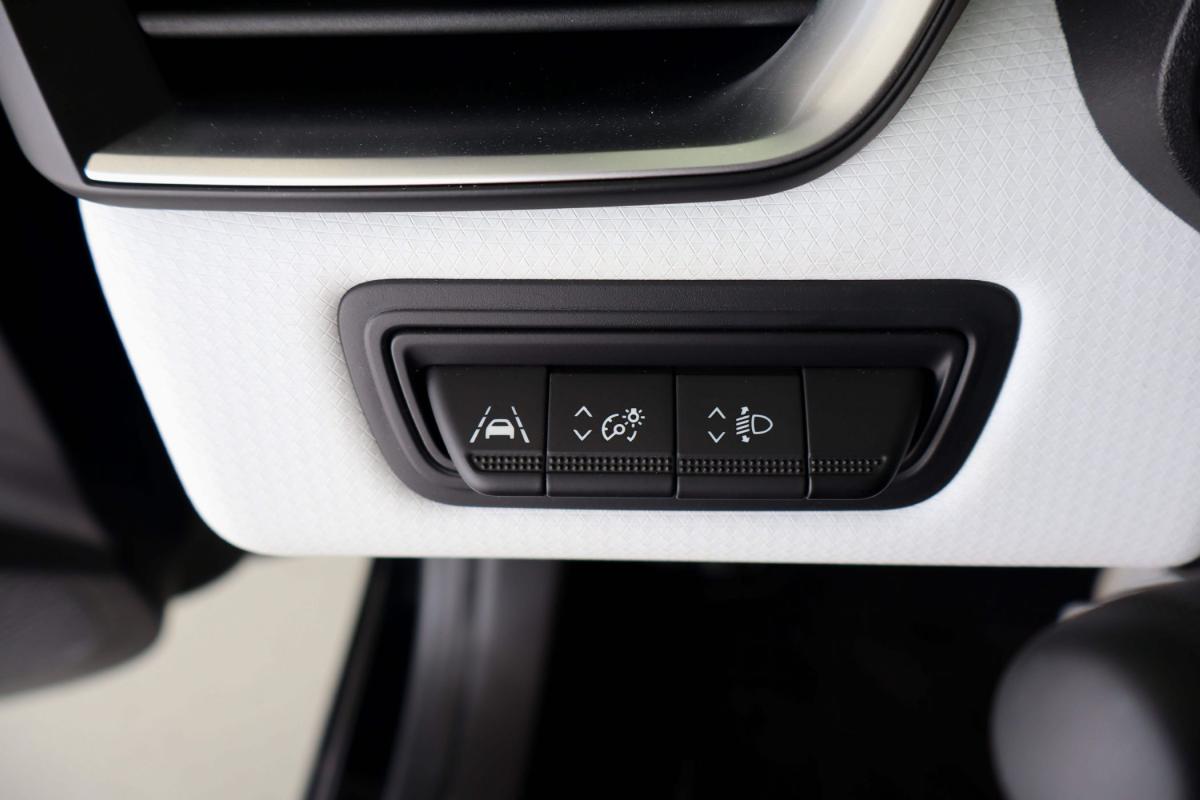 renault-clio-2023-gpl-999cc
