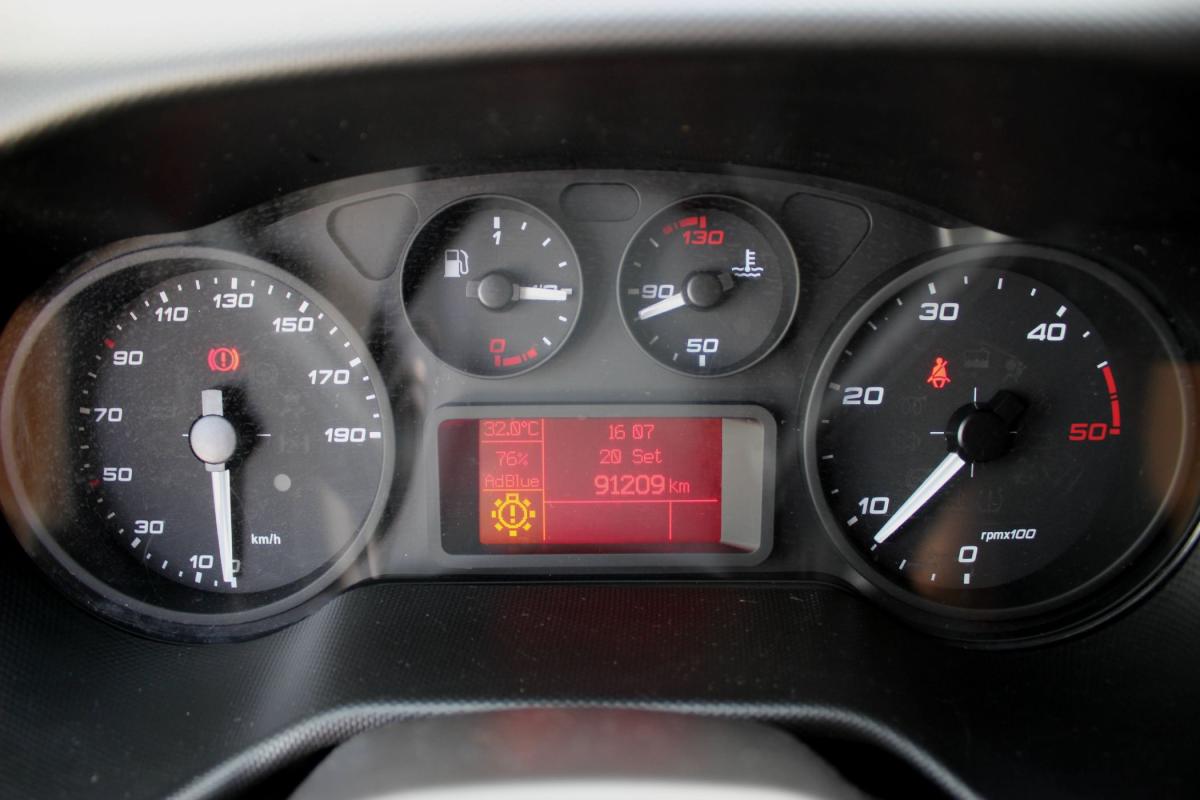 iveco-daily-2023-diesel-2287cc