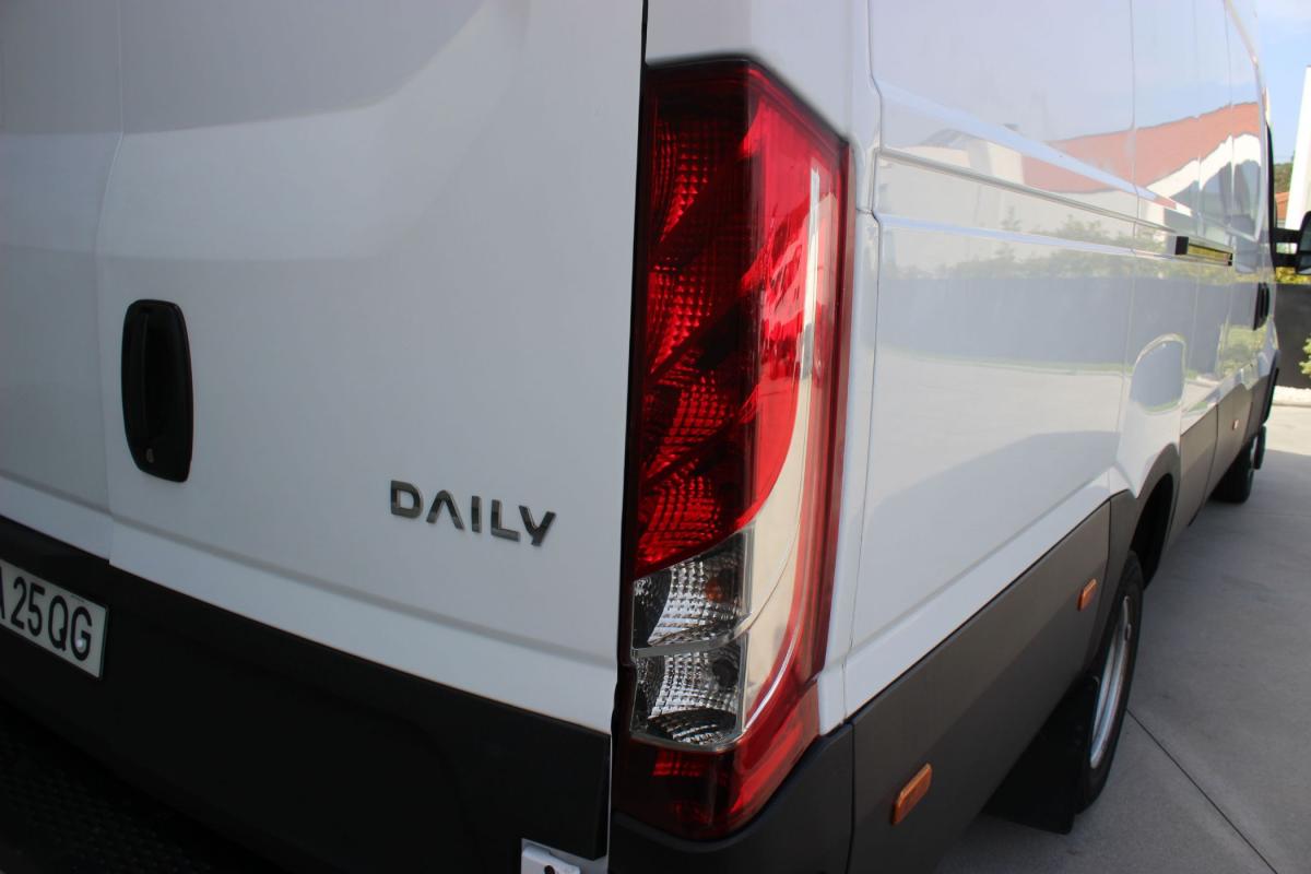 iveco-daily-2023-diesel-2287cc