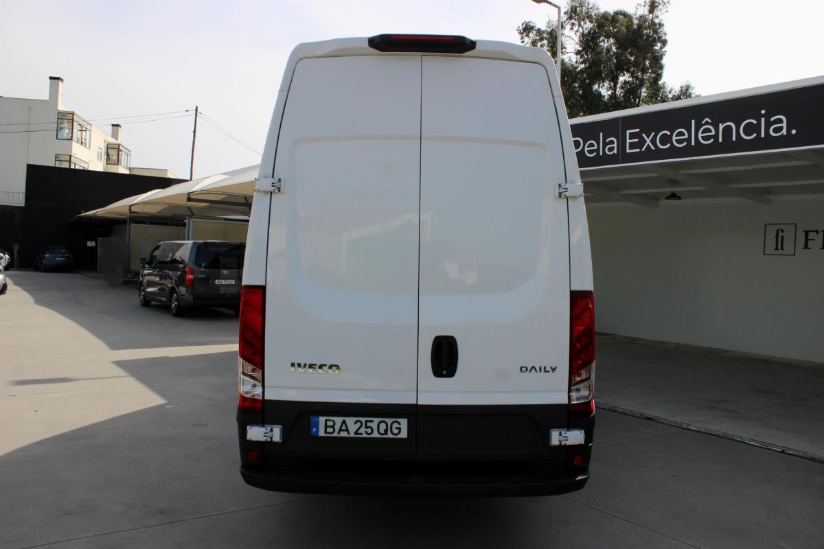 iveco-daily-2023-diesel-2287cc