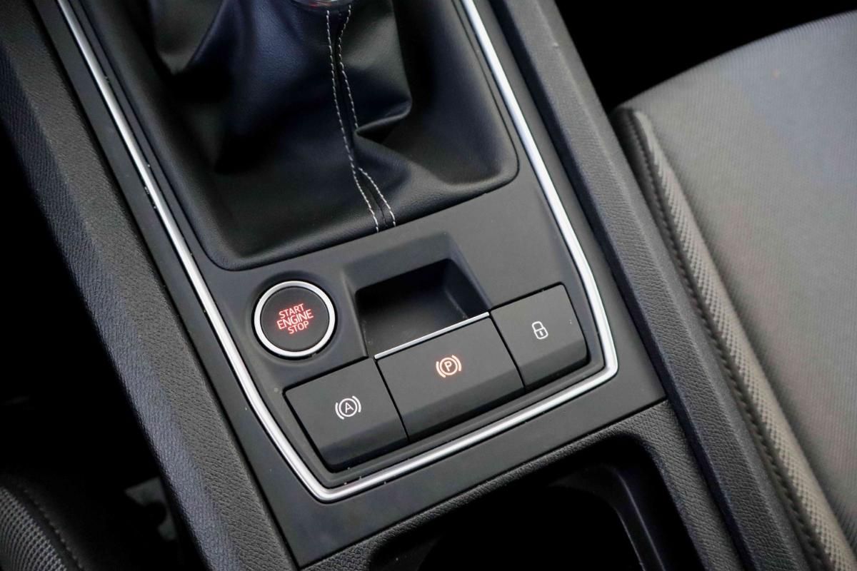 seat-leon-st-2024-diesel-1968cc