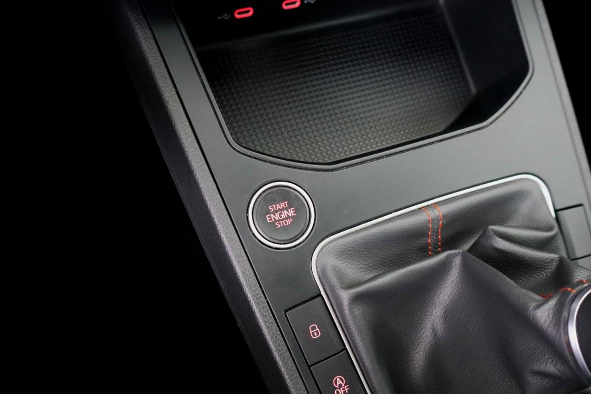 seat-ibiza-2024-gasolina-999cc