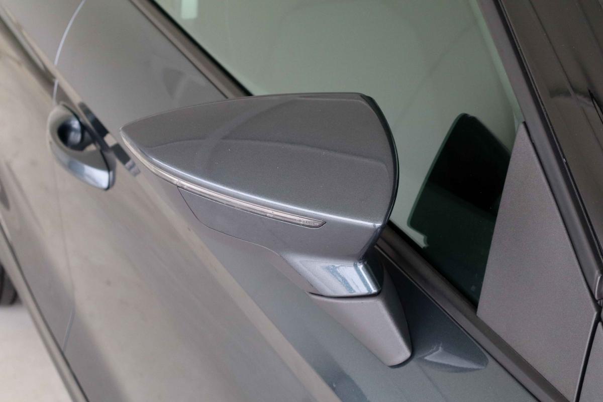 seat-arona-2023-gasolina-999cc