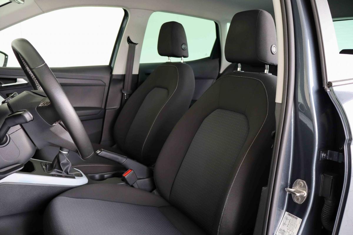 seat-arona-2023-gasolina-999cc
