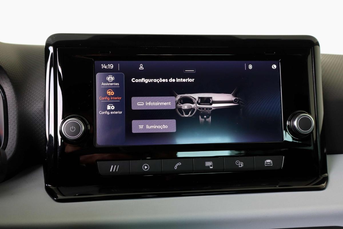 seat-arona-2023-gasolina-999cc