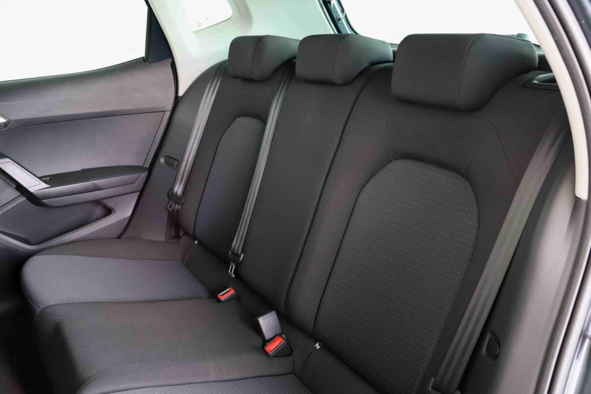 seat-arona-2023-gasolina-999cc
