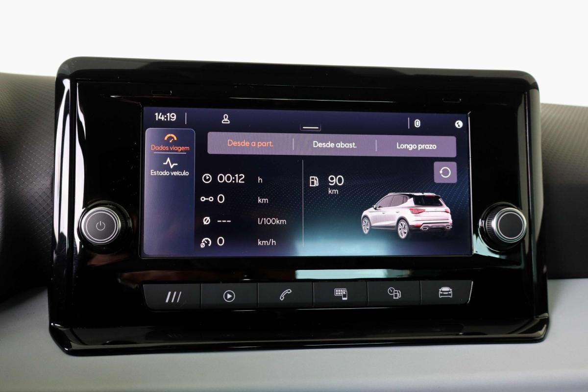 seat-arona-2023-gasolina-999cc