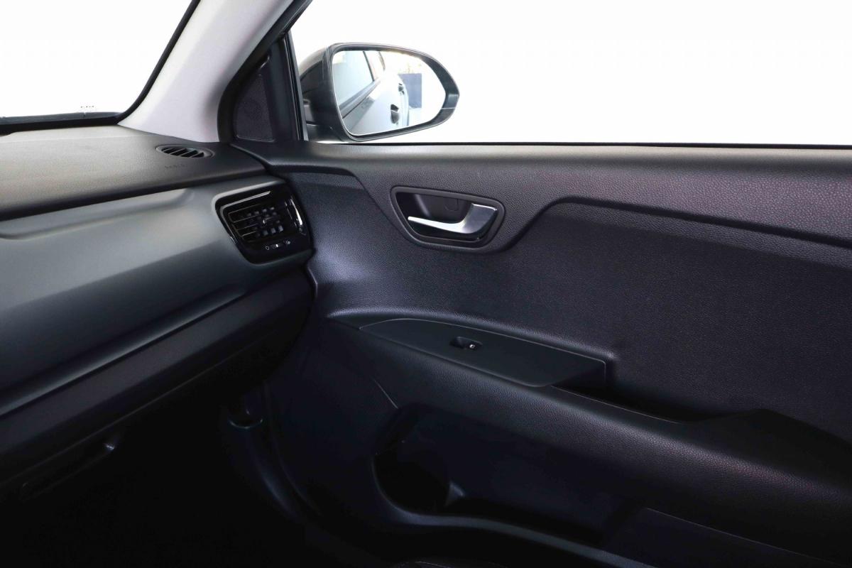 kia-stonic-2025-gasolina-998cc