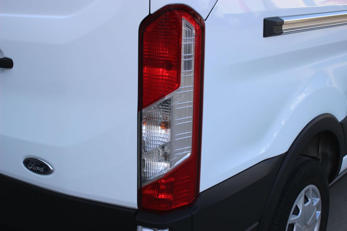 ford-transit-2023-diesel-1995cc