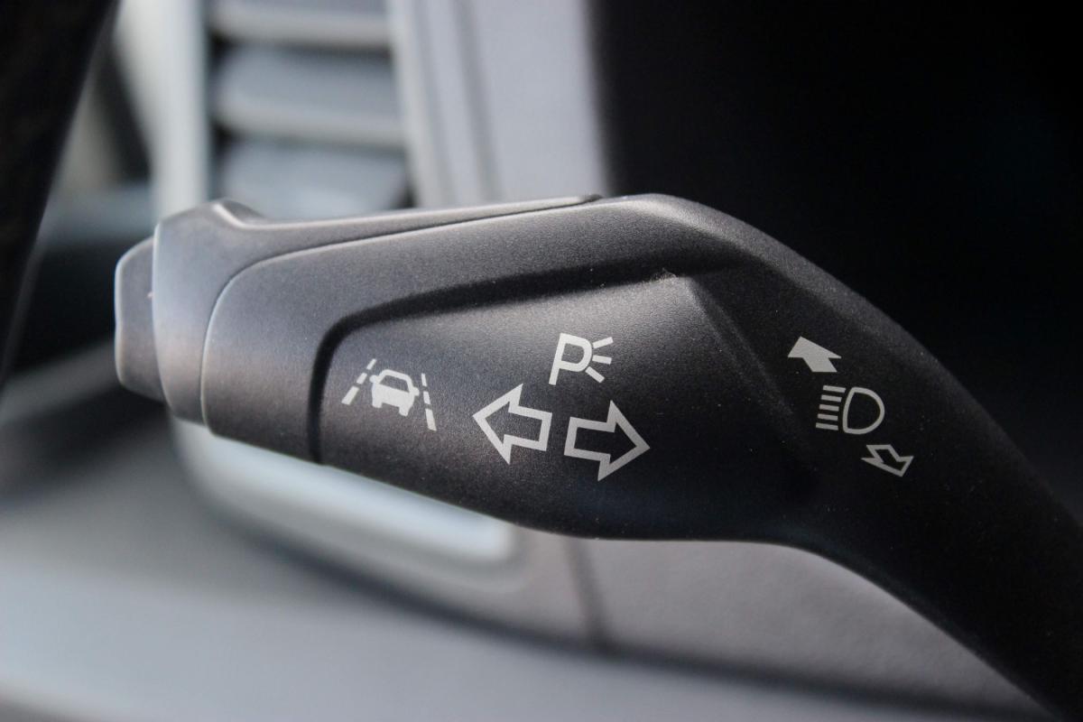 ford-transit-2023-diesel-1995cc