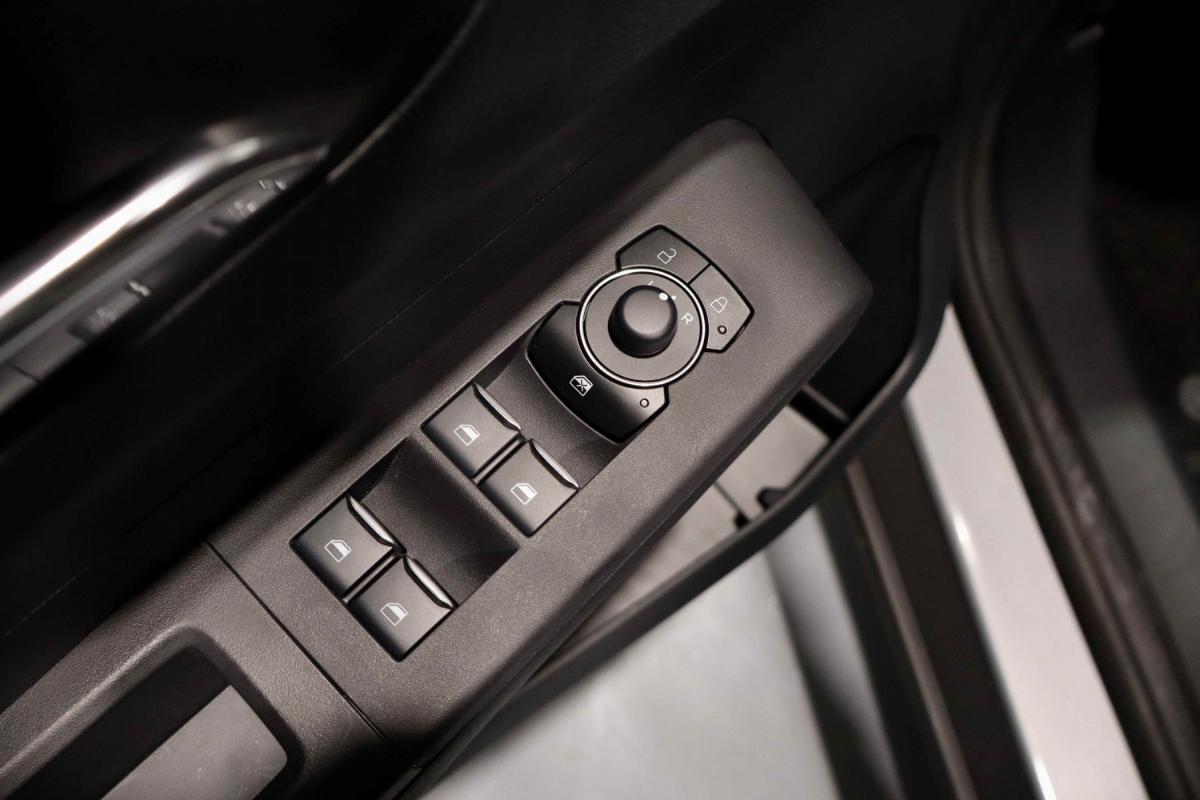 ford-tourneo-courier-2025-gasolina-998cc