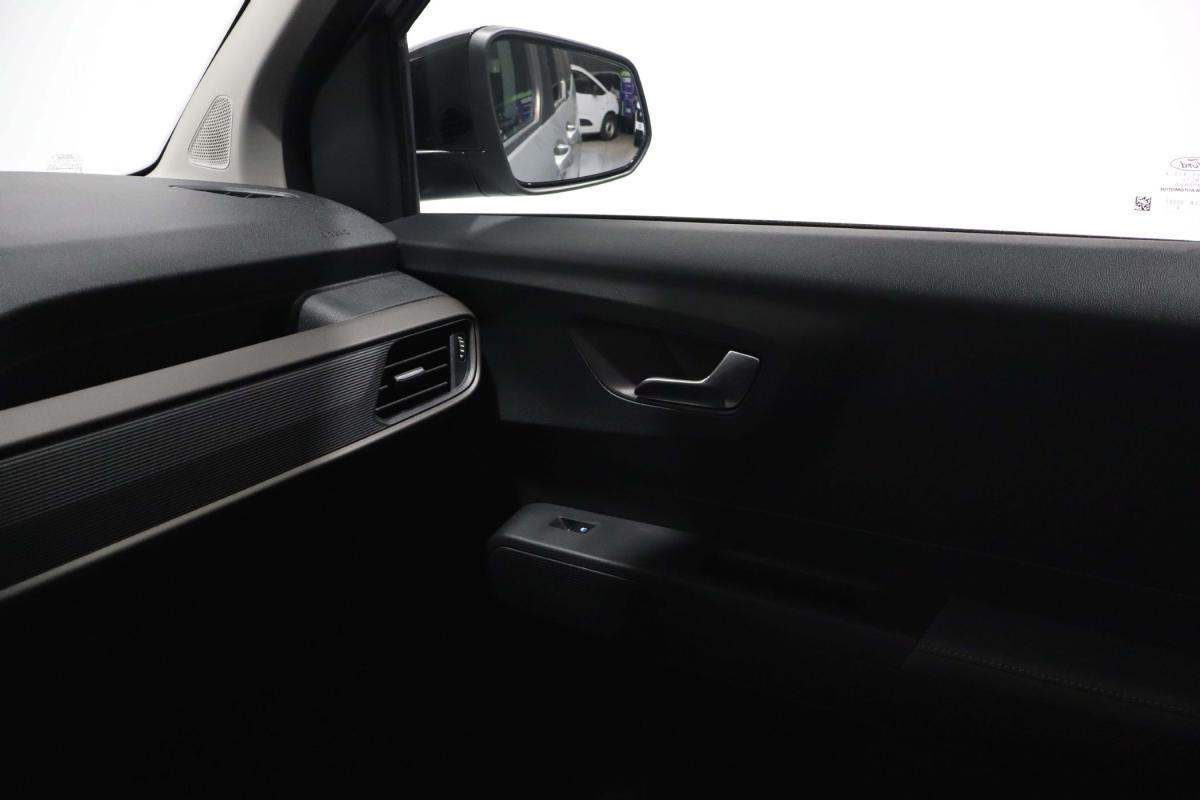 ford-tourneo-courier-2025-gasolina-998cc