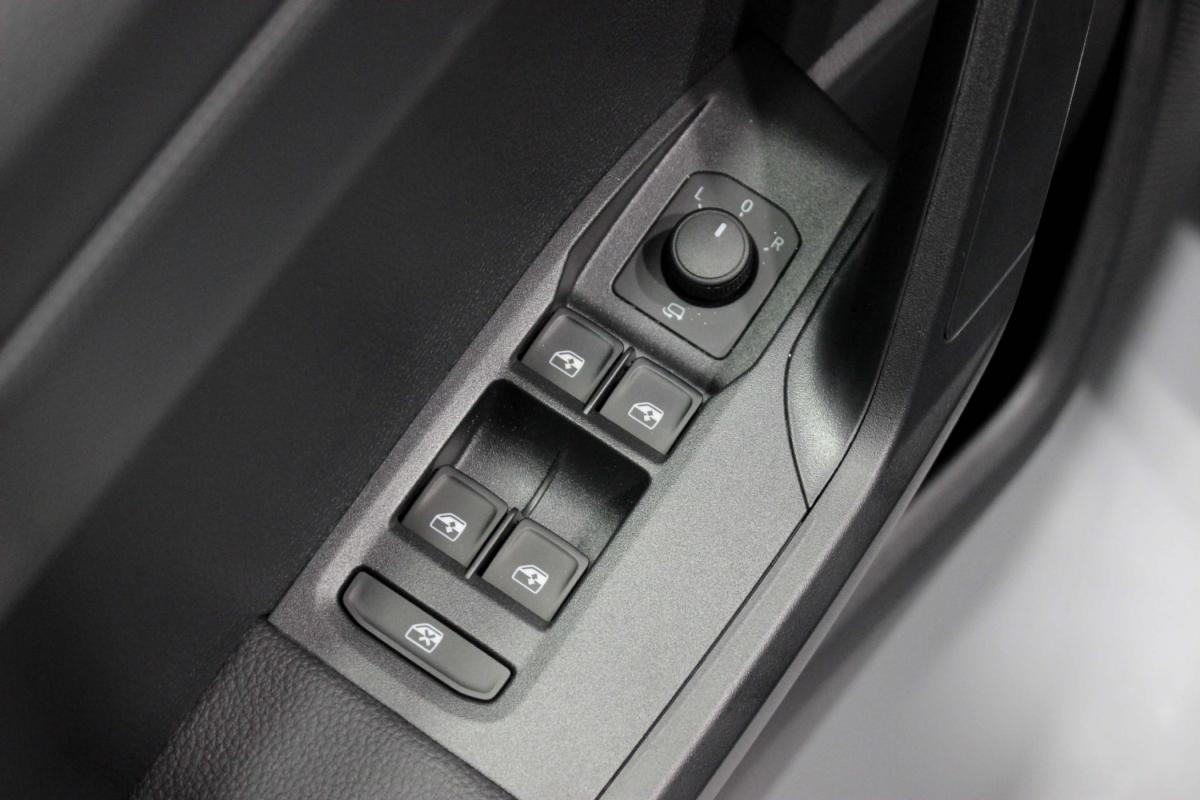 seat-ibiza-2025-gasolina-999cc