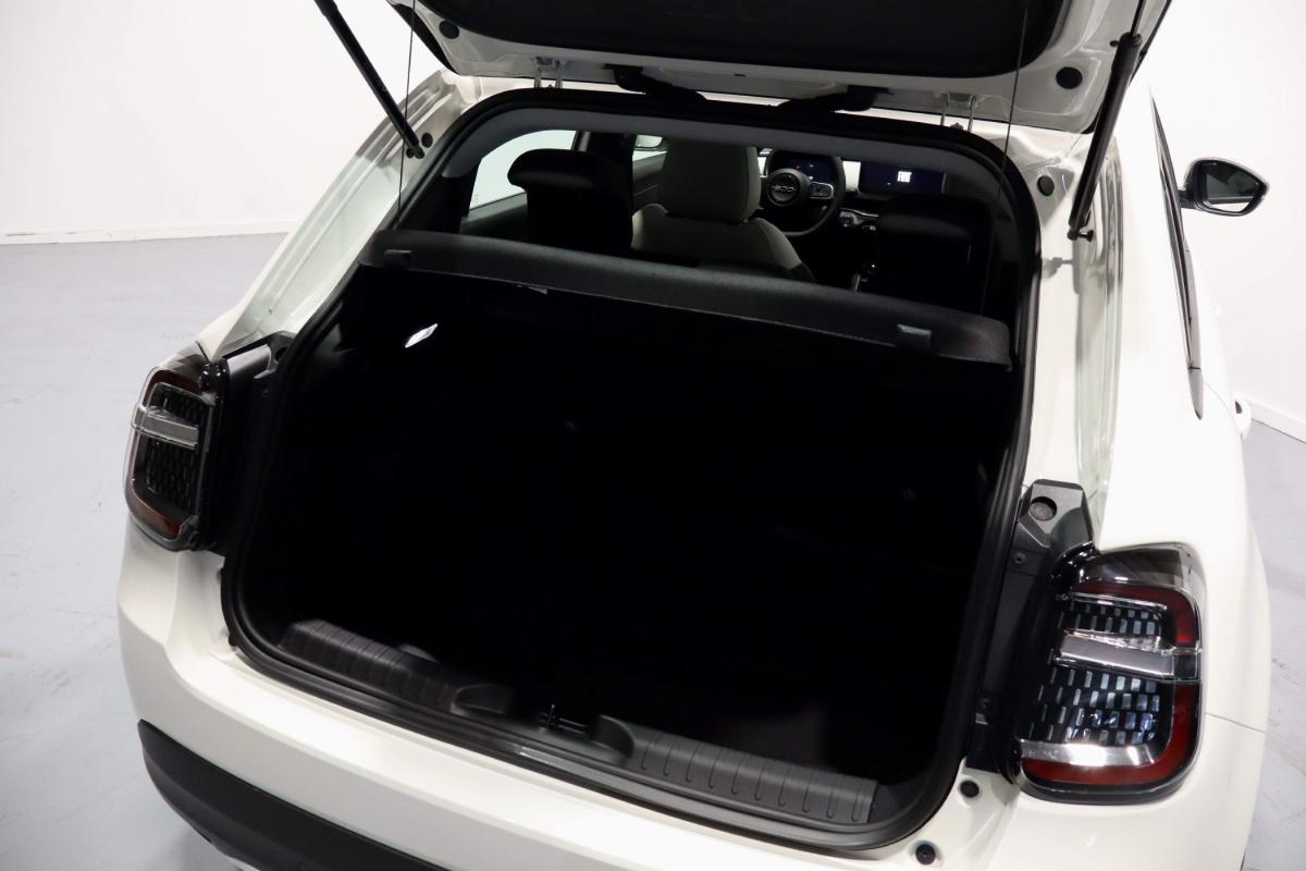 fiat-600-2026-gasolina-1199cc