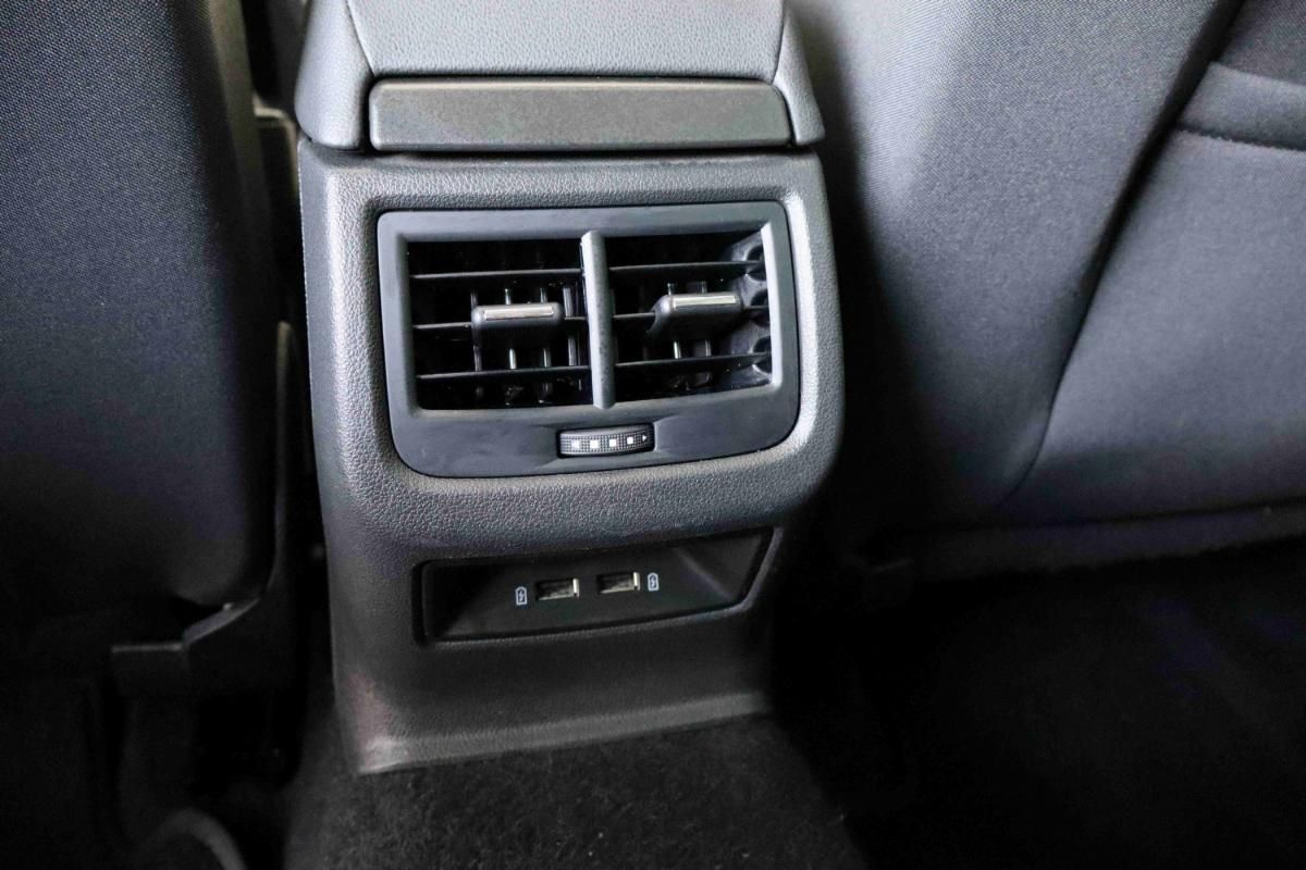 seat-leon-2018-diesel-1598cc