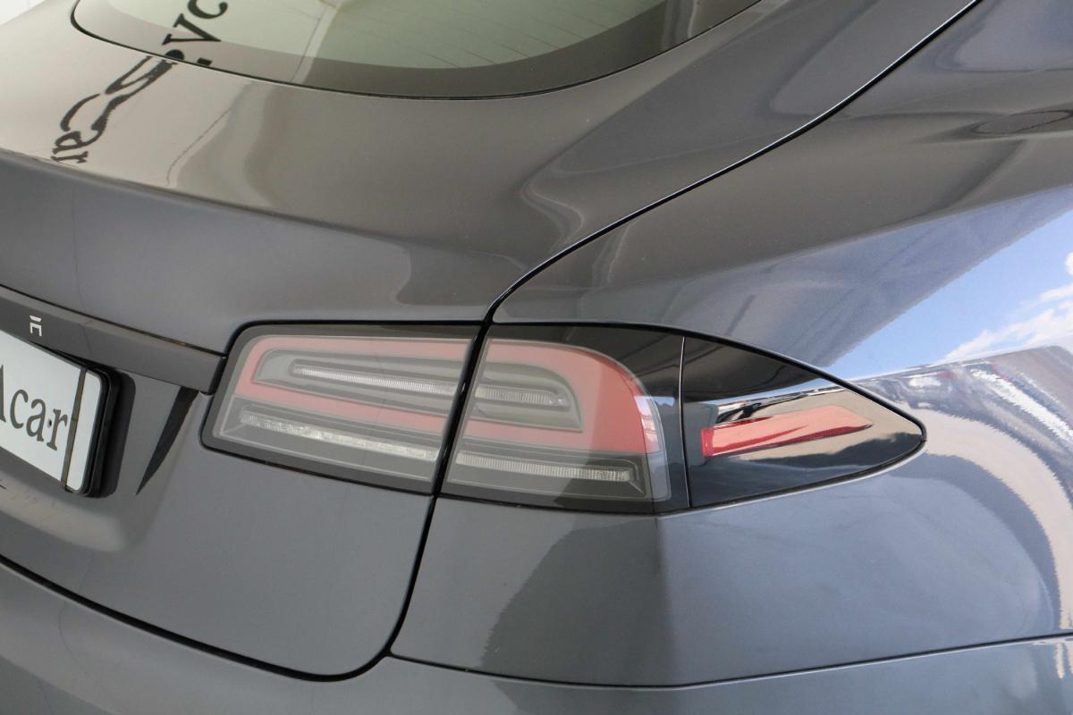 tesla-model-s-2023-eletrico-500cc