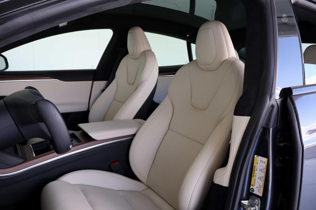 tesla-model-s-2023-eletrico-500cc