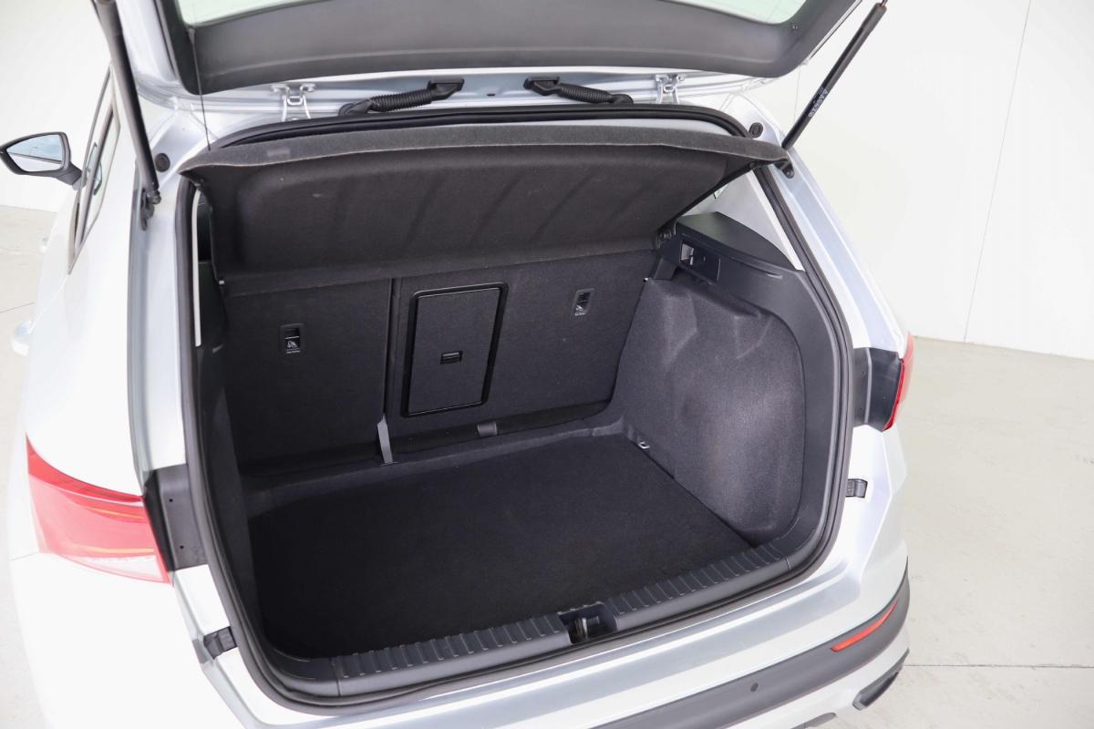 seat-ateca-2024-gasolina-999cc