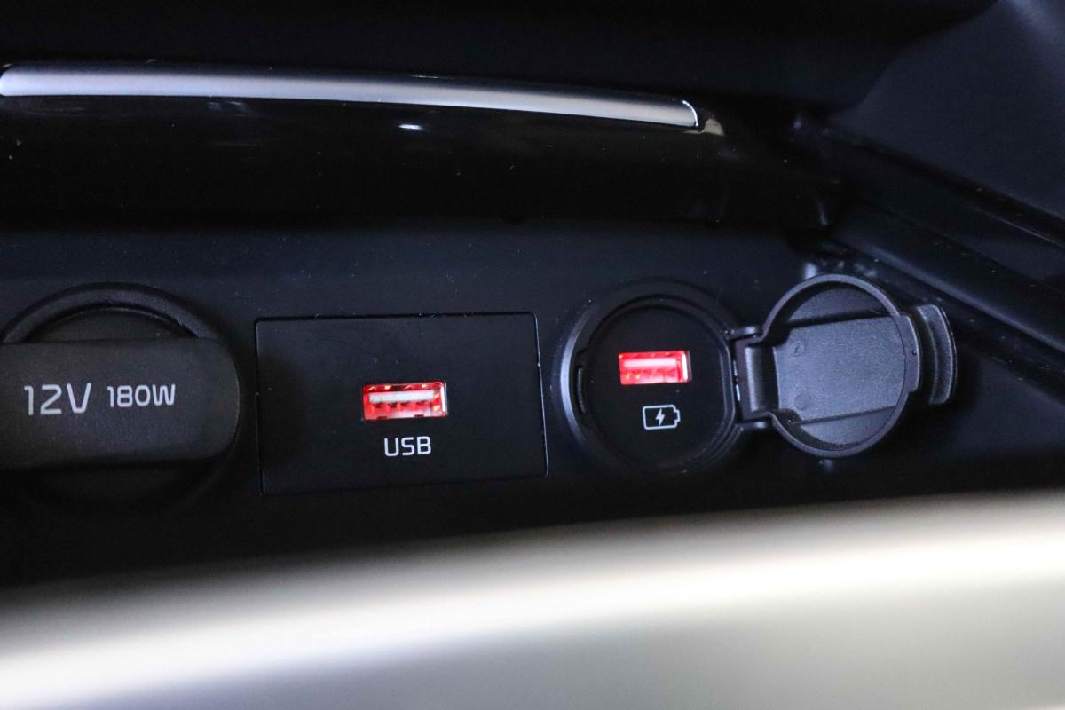 kia-xceed-2021-hibrido-a-gasolina-1580cc