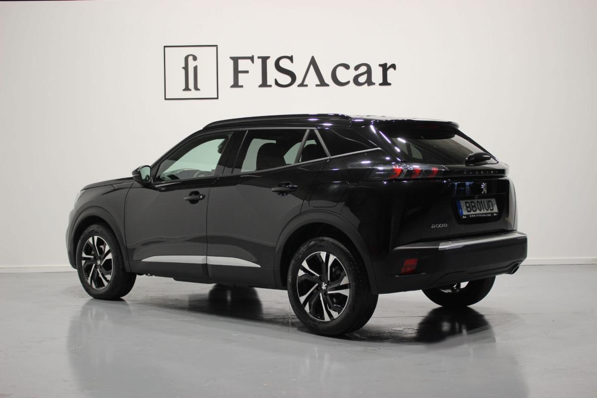 peugeot-2008-2023-diesel-1499cc