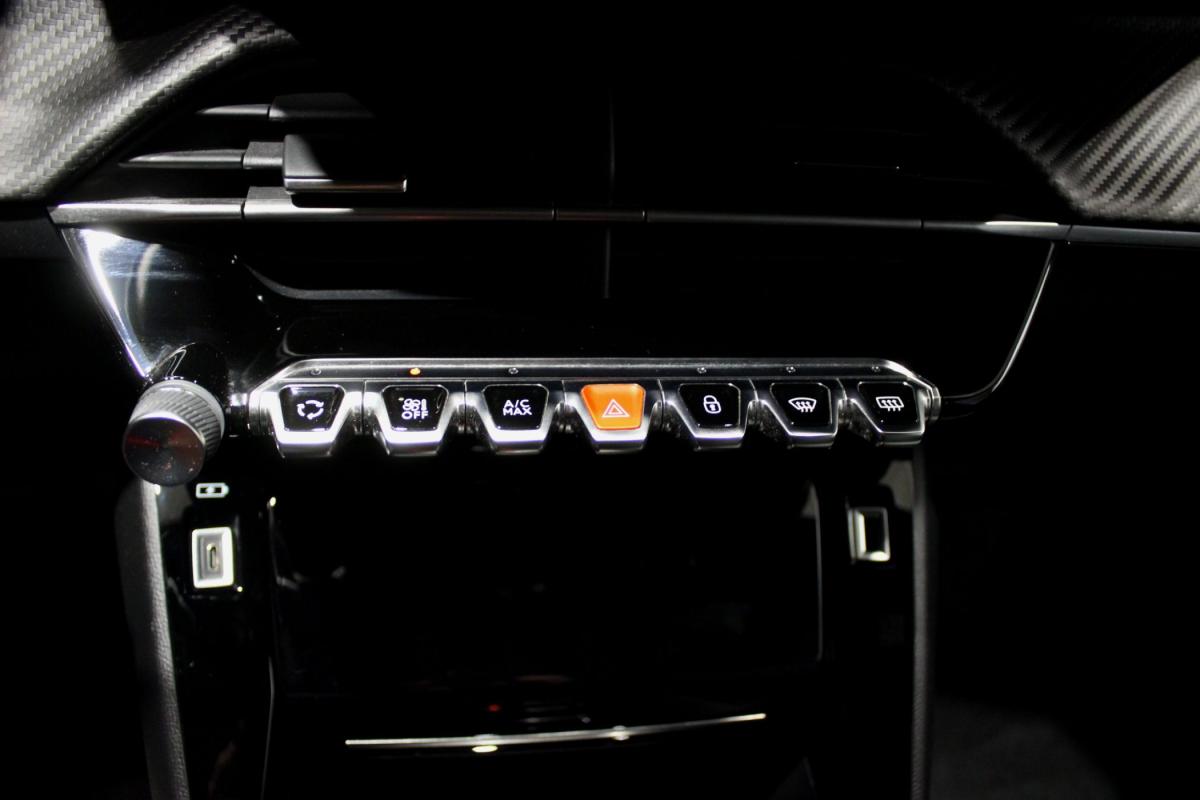 peugeot-2008-2023-diesel-1499cc