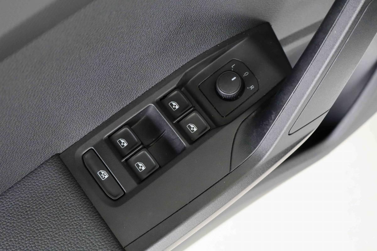 seat-arona-2022-gasolina-999cc