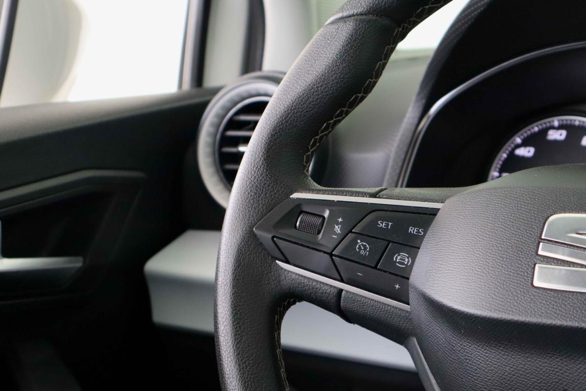 seat-arona-2022-gasolina-999cc