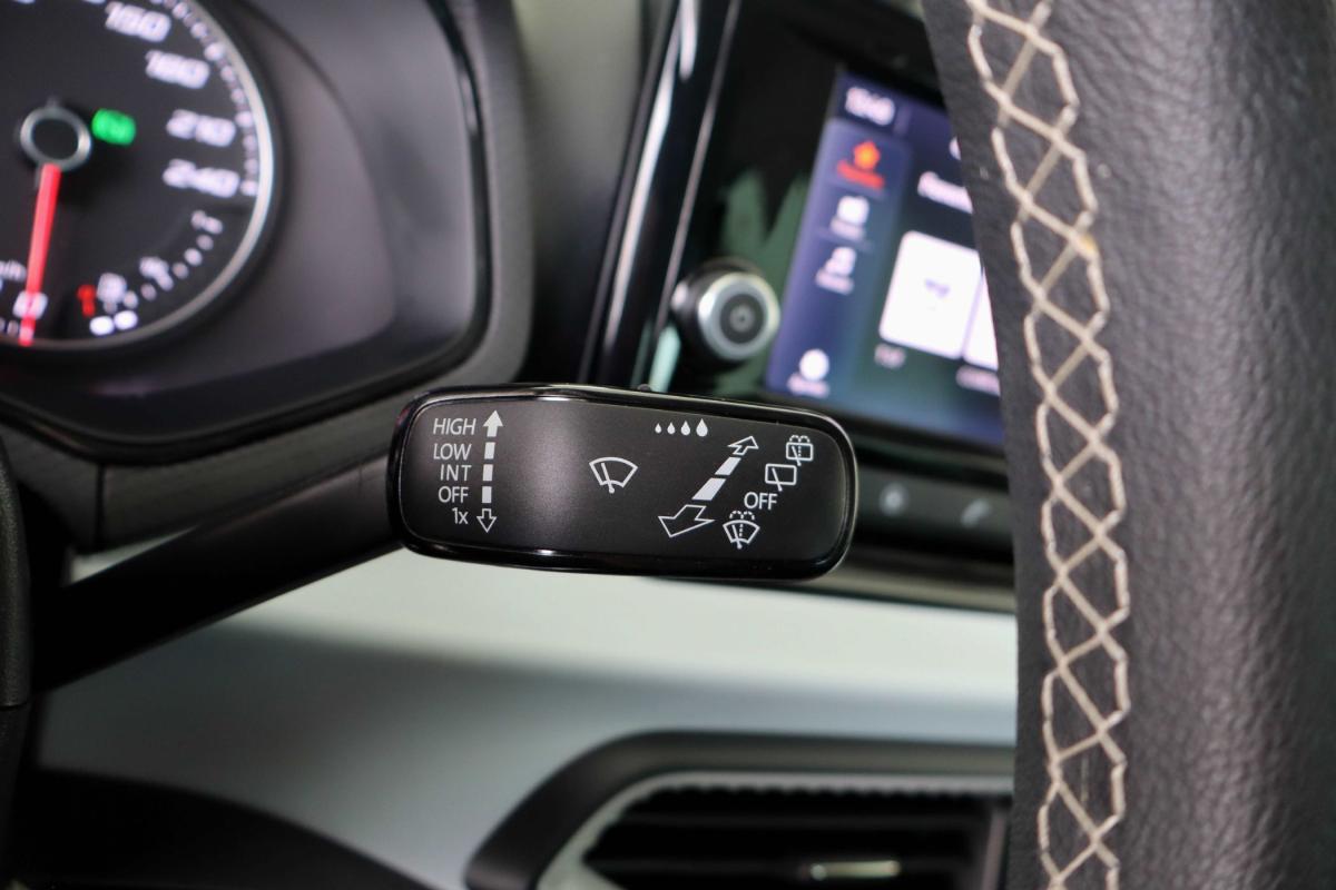 seat-arona-2022-gasolina-999cc