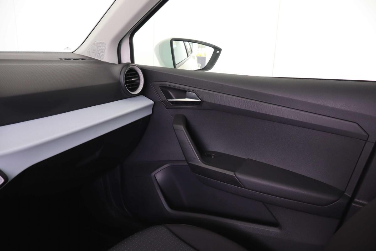 seat-arona-2022-gasolina-999cc