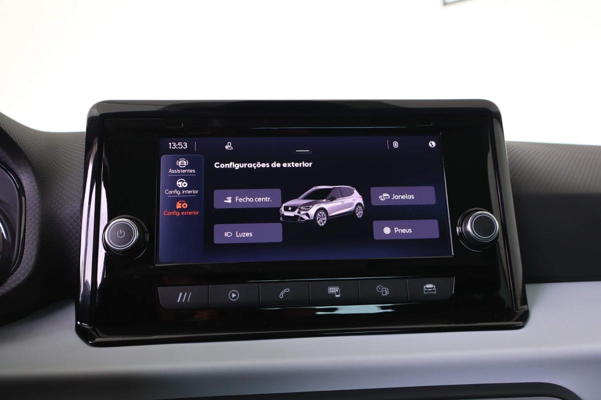 seat-arona-2022-gasolina-999cc